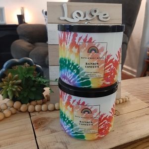 Set of 2 - 3 wick bath and body works candles